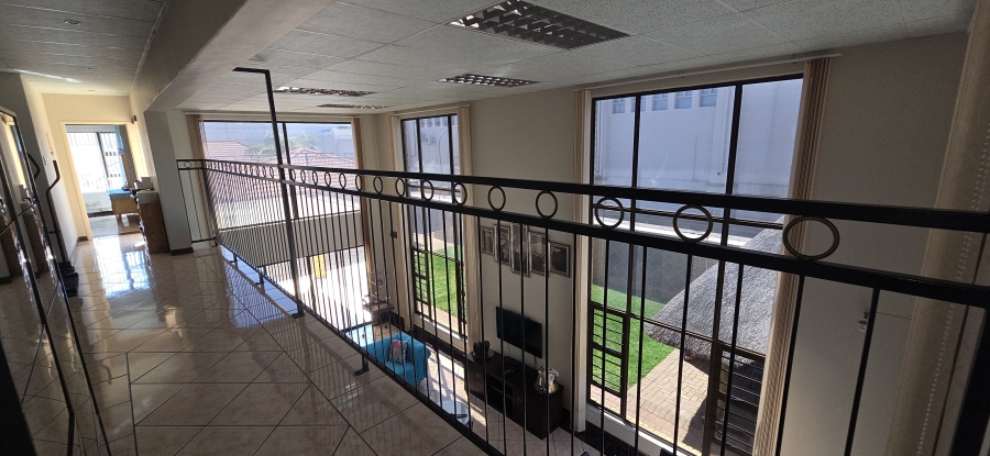 4 Bedroom Property for Sale in Roylglen Gardens Northern Cape